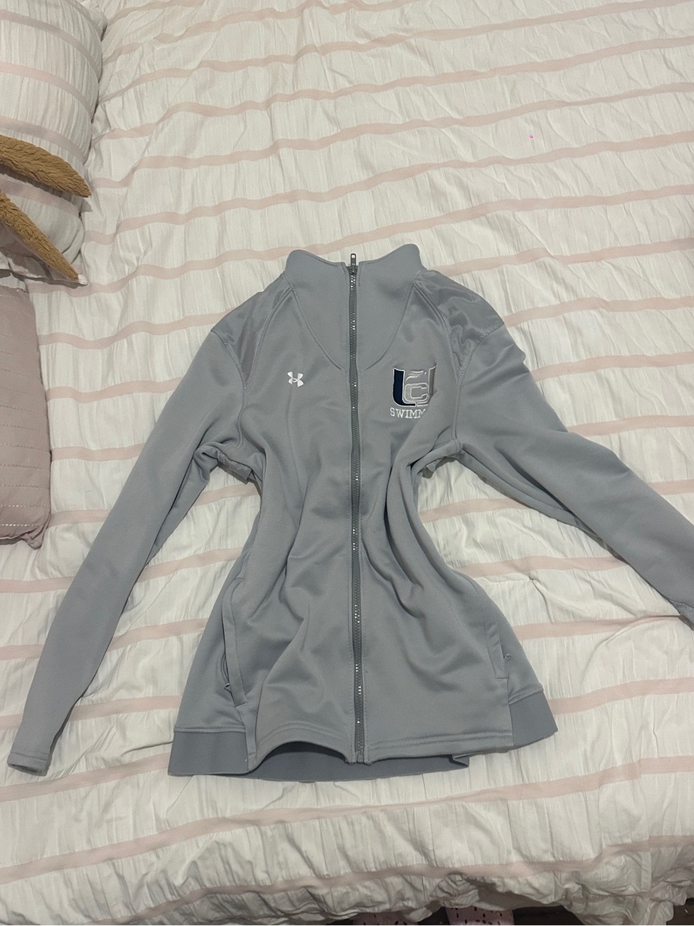Under Armour Gray Full-Zip Performance Jacket with Chest Logo